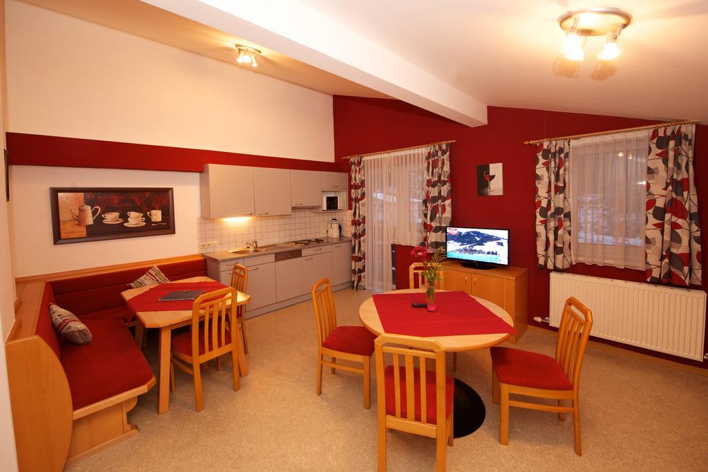 Glemmy Appartements Inkl Sommercard Viehhofen Quarto foto